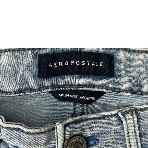 AERO Women's High Waisted Jegging Size 4 Classic Light Wash Soft Stretch Denim - Picture 3 of 16